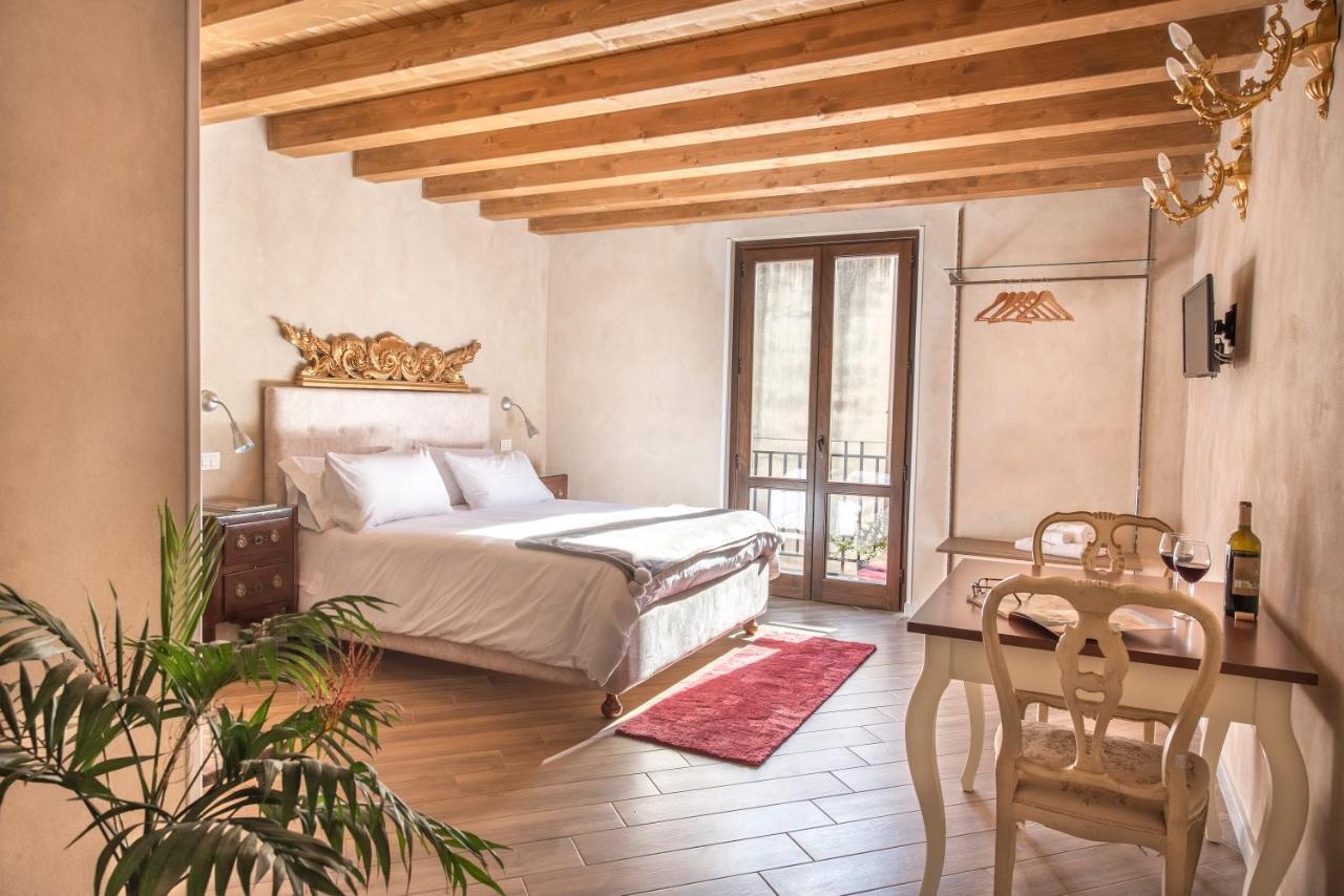 Conte Federico Apartments Palermo Exterior photo