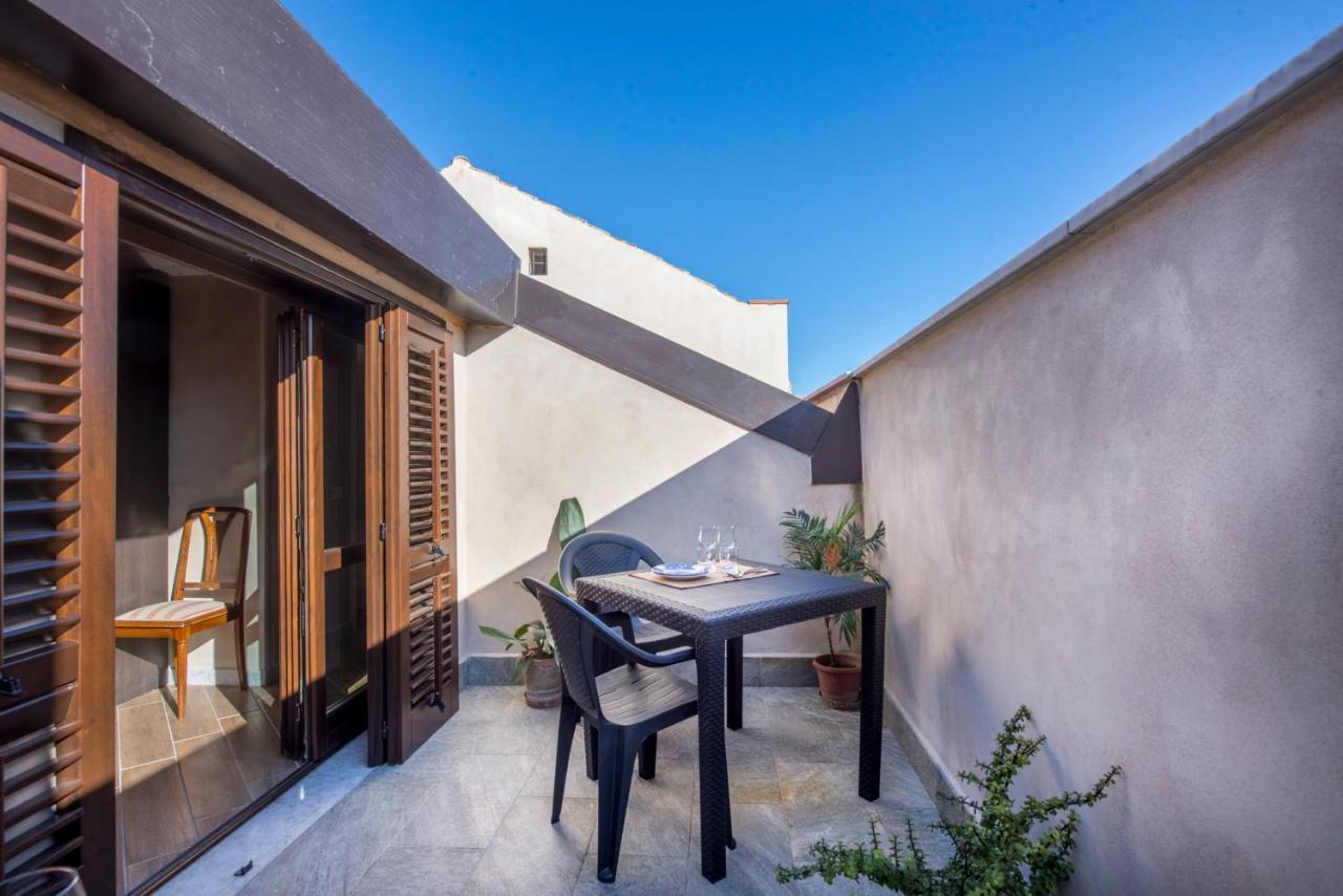 Conte Federico Apartments Palermo Exterior photo
