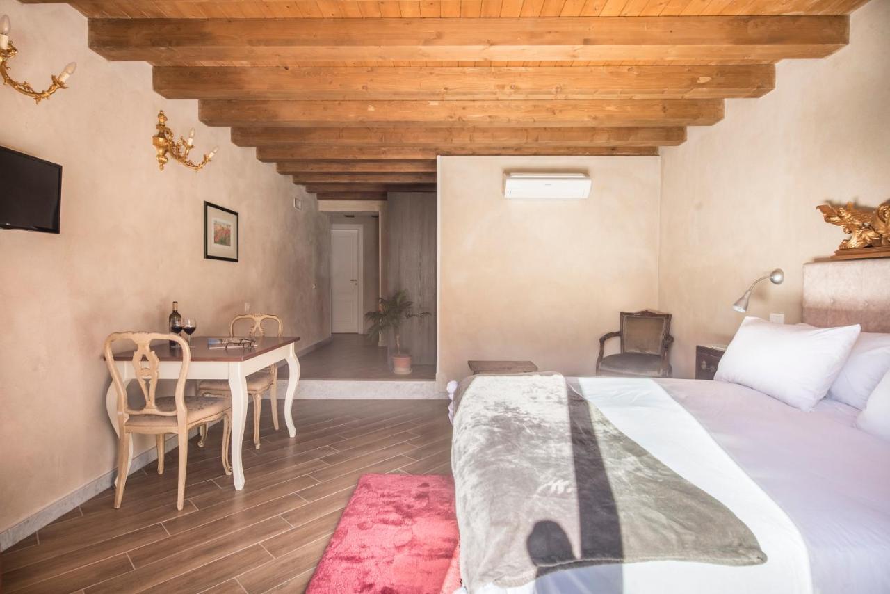 Conte Federico Apartments Palermo Exterior photo