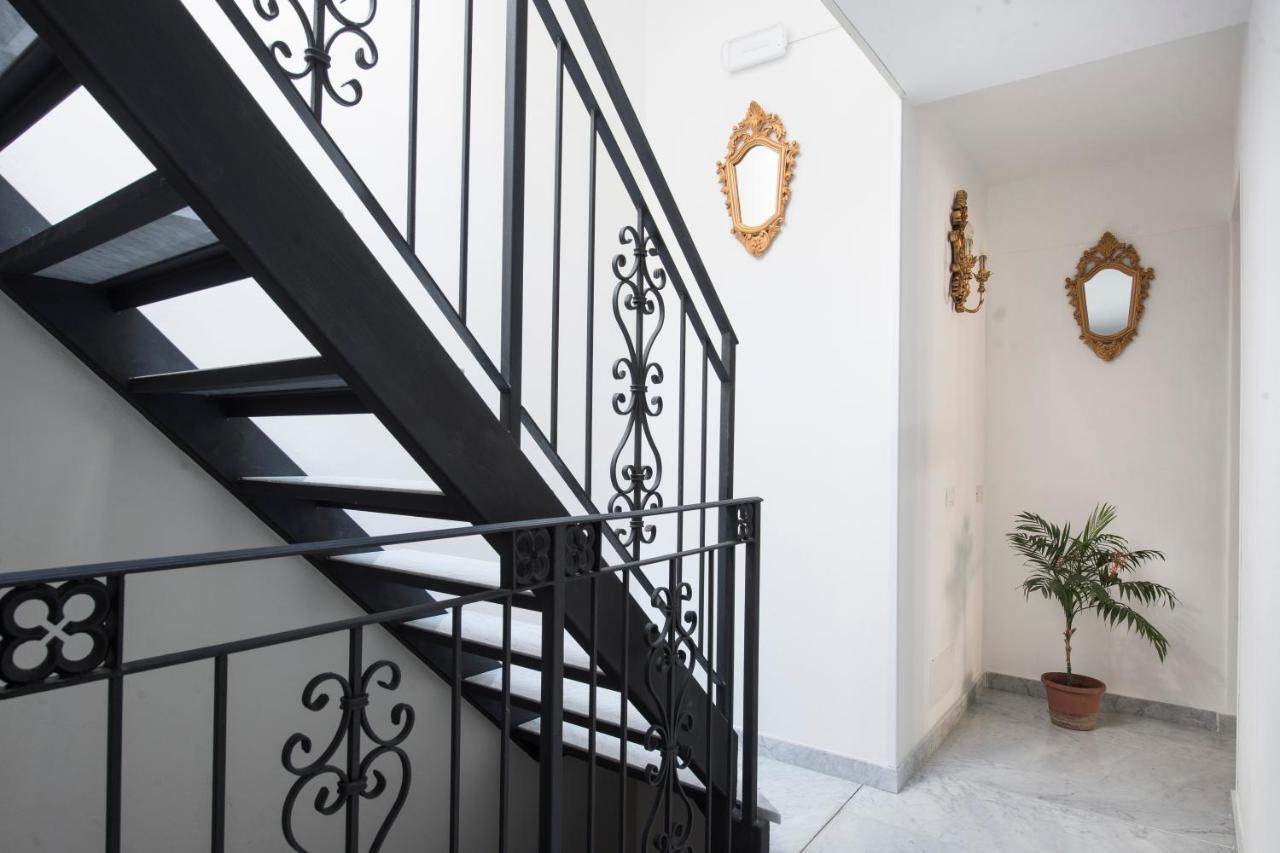 Conte Federico Apartments Palermo Exterior photo